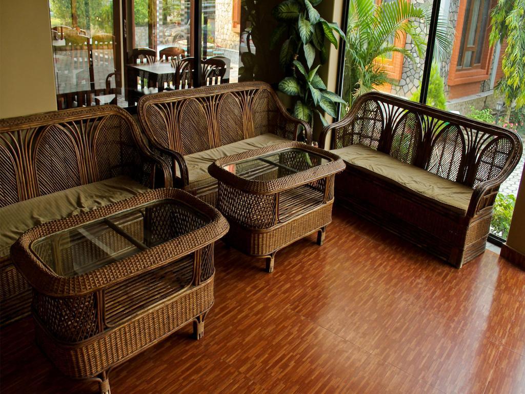 Hotel Peninsula Pokhara Exterior foto